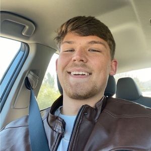 Meet the posher, Danner Hartness